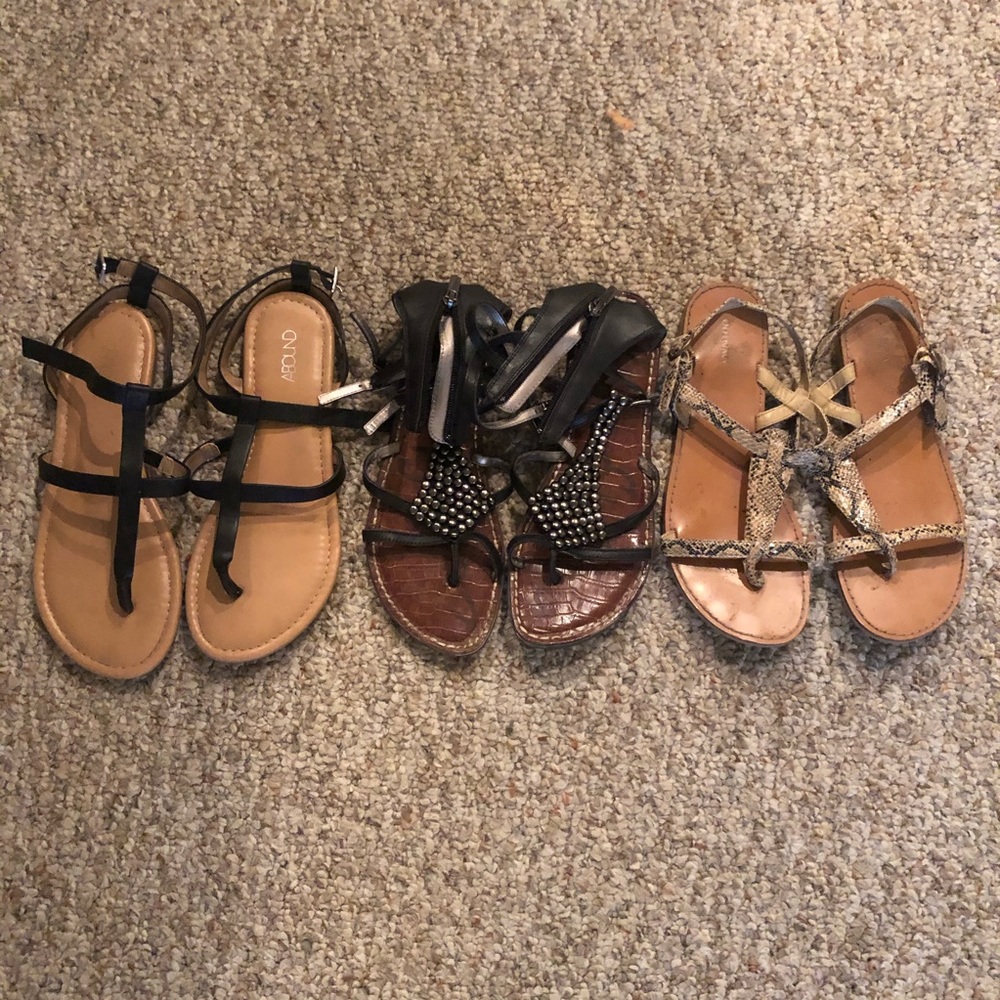 3 pairs of size 8 sandals
